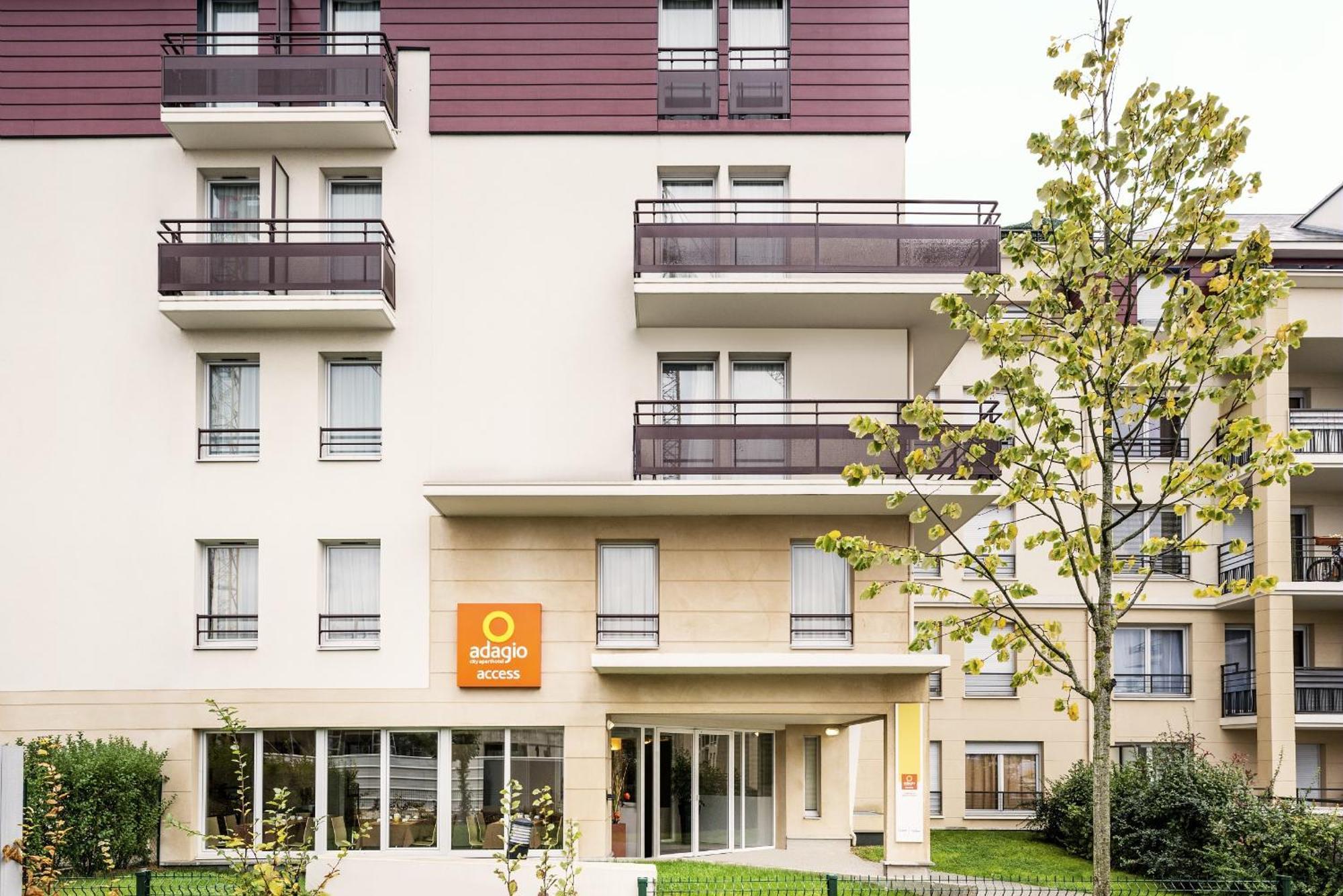 Aparthotel Adagio Access Carrieres Sous Poissy Exteriör bild