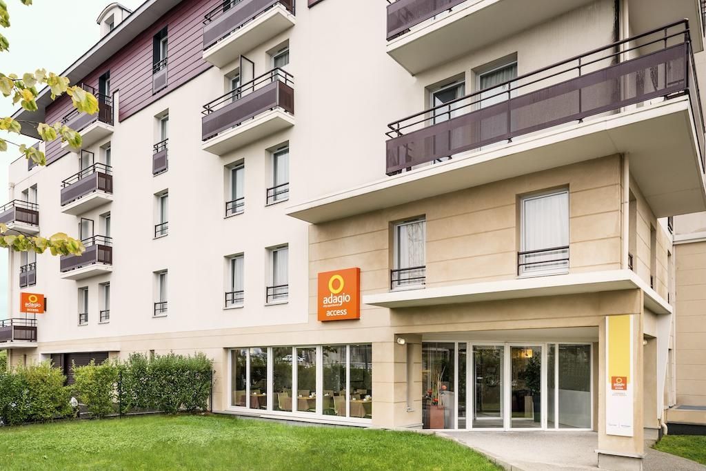 Aparthotel Adagio Access Carrieres Sous Poissy Exteriör bild